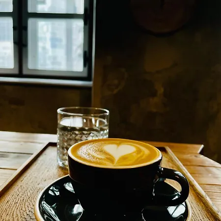 Cosy In The Heart Of Old Appartamento